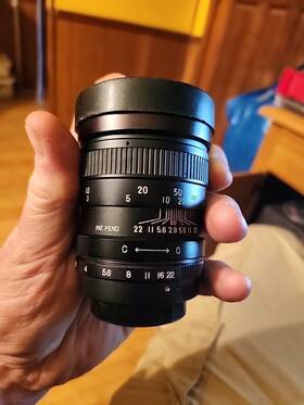 03146 Cambron Vintage 1 2.8 F 135mm Camera Lens No. With Caps And Case