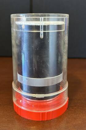 4364501 Carl Zeiss Ikon Tele-tessar 135mm F4 Lens #4364501 With Plastic Container And Cap