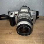 Minolta Qtsi Maxxum 35MM Slr Film Camera Kit 35-80MM Lens Silver Tested Works!. Fixed Price $29.99.