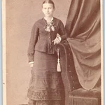 C1870S York, Pa Lady Woman Bead Necklace Cdv Photo Card Jeffres Camera Back H28. Fixed Price $7.00.