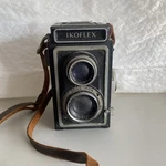Zeiss Ikon Ikoflex Antique Camera W/ Strap 75MM 1:3.5 Germany Untested. Fixed Price $76.30.